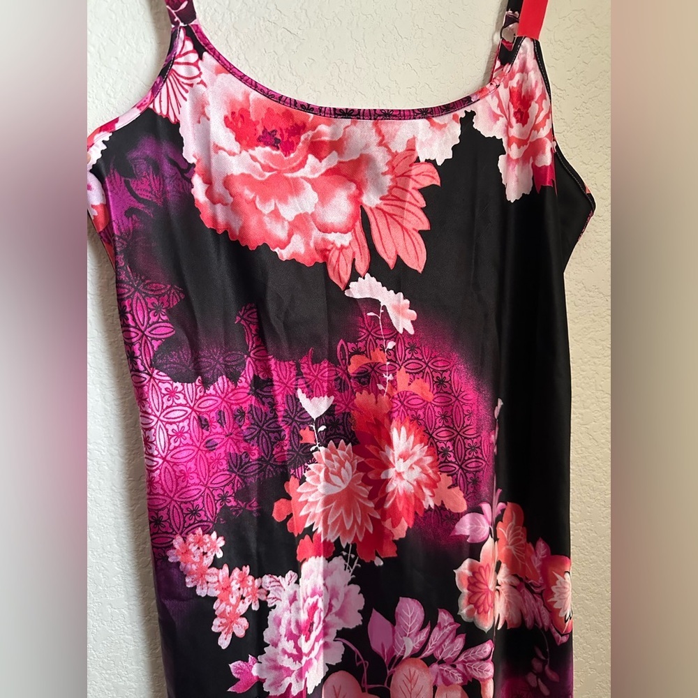 Vintage Cruz Natori Pink floral midi dress with adjustable straps satin material - Picture 6 of 6